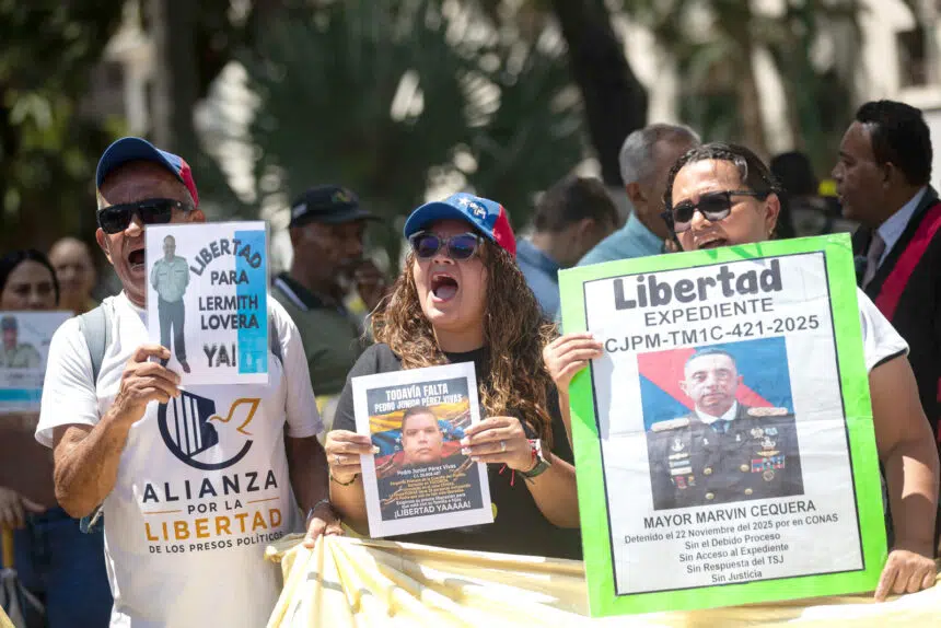 CABELLO JURA QUE «AQUÍ NO HAY PERSECUCIONES» Y FORO PENAL TODAVÍA CUENTA 322 PRESOS POLÍTICOS